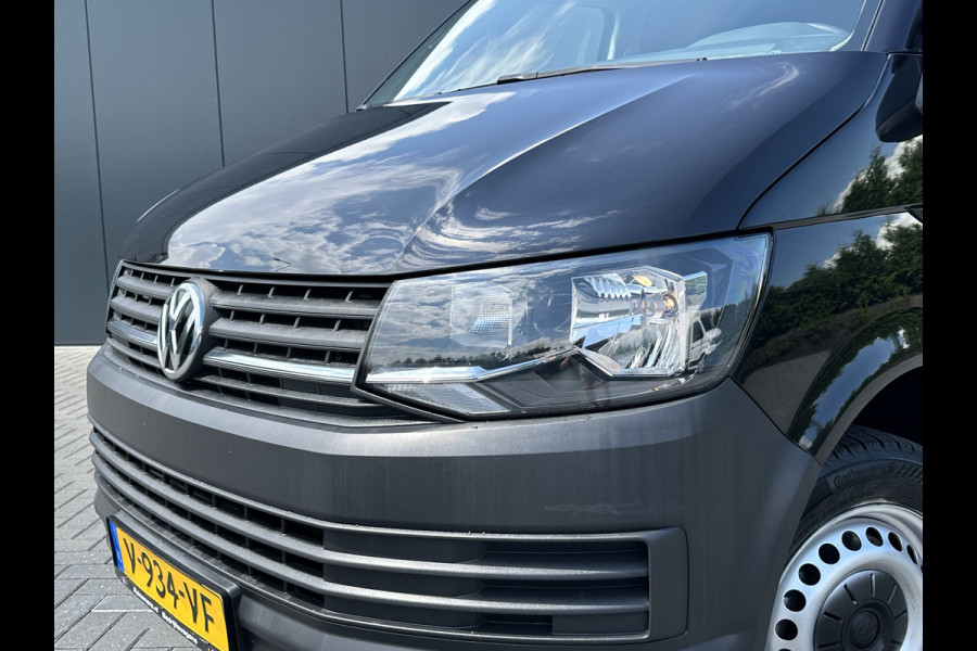 Volkswagen Transporter 2.0 TDI 115 PK / L2H1 / 1e EIGENAAR / AIRCO / CRUISE / NAVI / APPLE CARPLAY / PDC