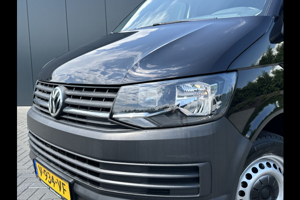 Volkswagen Transporter 2.0 TDI 115 PK / L2H1 / 1e EIGENAAR / AIRCO / CRUISE / NAVI / APPLE CARPLAY / PDC