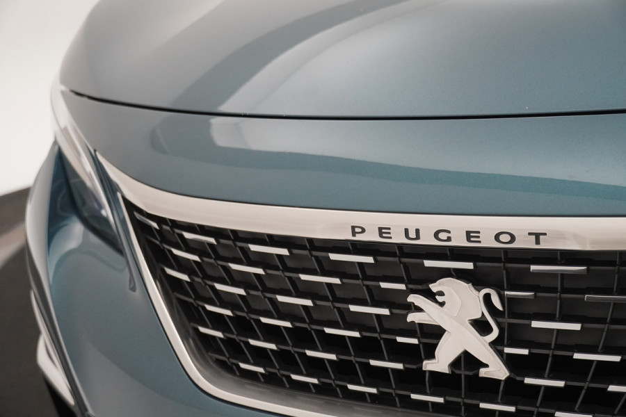 Peugeot 5008 BWJ 2019 / 131 PK 1.2 PT GT-Line 7P / Clima / Pano / Trekhaak / Navi / 360 Camera / Donker glas / Apple Carplay / Android Auto /