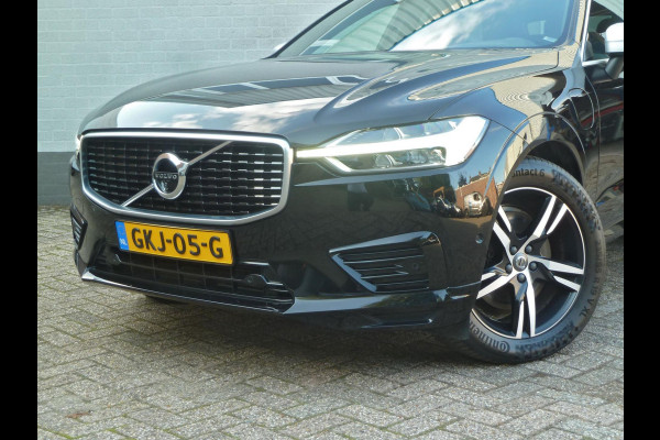 Volvo XC60 2.0 T8 Twin Engine AWD R-Design|Panodak|Luchtvering|Harman/Kardon|Head-Up|Memory|Trekhaak