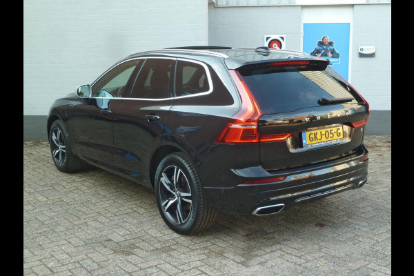 Volvo XC60 2.0 T8 Twin Engine AWD R-Design|Panodak|Luchtvering|Harman/Kardon|Head-Up|Memory|Trekhaak