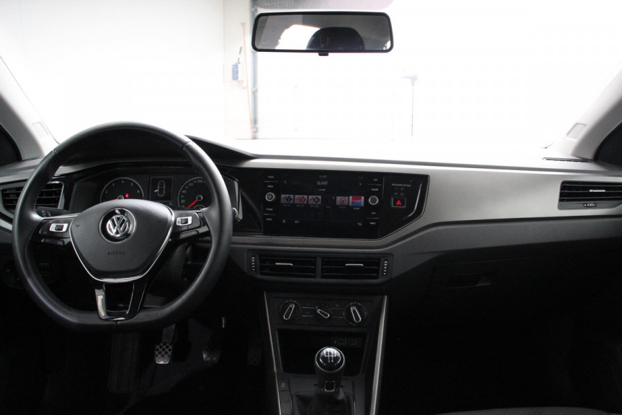 Volkswagen Polo 1.0 MPI Comfortline | Navigatie | Apple Carplay/Android Auto | Lichtmetalen velgen | Cruise Control