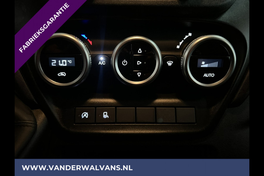 Iveco Daily 35C16V 157pk Automaat 3500kg Trekvermogen Dubbel lucht L3H2 Euro6 Fabrieksgarantie Airco | Bijrijdersbank, bluetooth telefoonvoorbereiding.