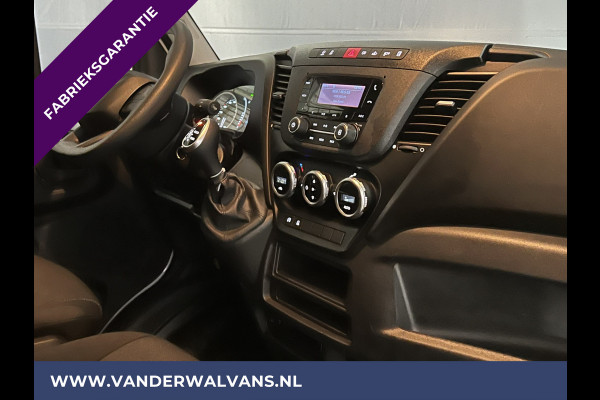 Iveco Daily 35C16V 157pk Automaat 3500kg Trekvermogen Dubbel lucht L3H2 Euro6 Fabrieksgarantie Airco | Bijrijdersbank, bluetooth telefoonvoorbereiding.