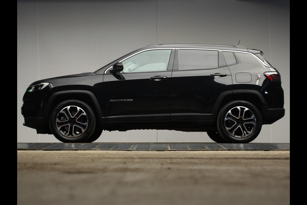 Jeep Compass 4xe 190 Plug-in Hybrid Electric Night Eagle (APPLE CARPLAY,GROOTSCHERM,FACELIFT,CRUISE,CLIMATE,LED,SPORTSTOELEN,PDC)