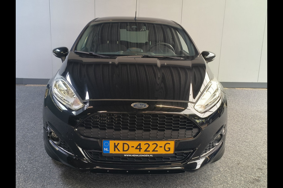 Ford Fiesta 1.0 EcoBoost ST Line uit 2016 Rijklaar + 12 maanden Bovag-garantie Henk Jongen Auto's in Helmond,  al 50 jaar service zoals 't hoort!