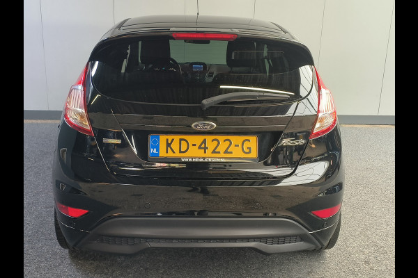 Ford Fiesta 1.0 EcoBoost ST Line uit 2016 Rijklaar + 12 maanden Bovag-garantie Henk Jongen Auto's in Helmond,  al 50 jaar service zoals 't hoort!