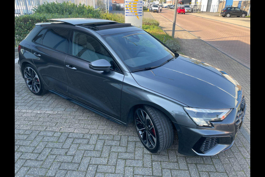 Audi S3 Sportback 2.0 TFSI quattro 310 PK Pano/ Matrix/ B&O/ Recent Dealeronderhoud!