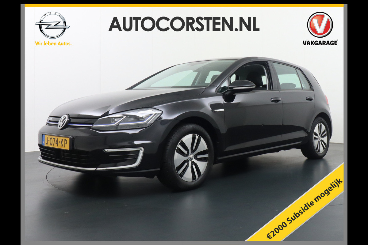 Volkswagen e-Golf €13.940,- na Subsidie 5drs Apple Carplay Android Auto Navi-Full Ecc Adapt.Cruise-Control Bluetooth Led PDV v+a Regen-Licht Senso Virtual Cockpit App-Connect Elec.ramen en Spiegels E-DITION €2.000,- subsidie mogelijk 1ste Eigenaar