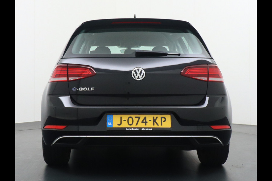 Volkswagen e-Golf €13.940,- na Subsidie 5drs Apple Carplay Android Auto Navi-Full Ecc Adapt.Cruise-Control Bluetooth Led PDV v+a Regen-Licht Senso Virtual Cockpit App-Connect Elec.ramen en Spiegels E-DITION €2.000,- subsidie mogelijk 1ste Eigenaar