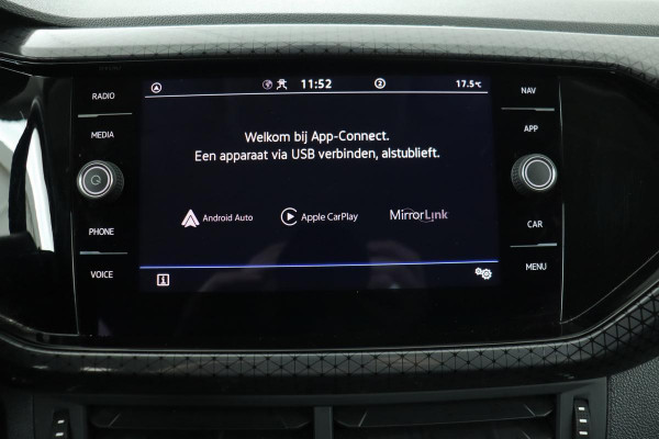 Volkswagen T-Cross 1.0 TSI Style | Carplay | Stoelverwarming | Full LED | Sportstoelen | PDC | Climate control | Adaptive Cruise