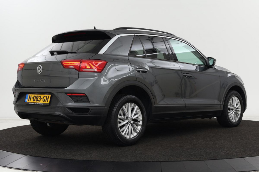 Volkswagen T-Roc 1.0 TSI | Stoelverwarming | Carplay | PDC | Climate control | Navigatie | Cruise control