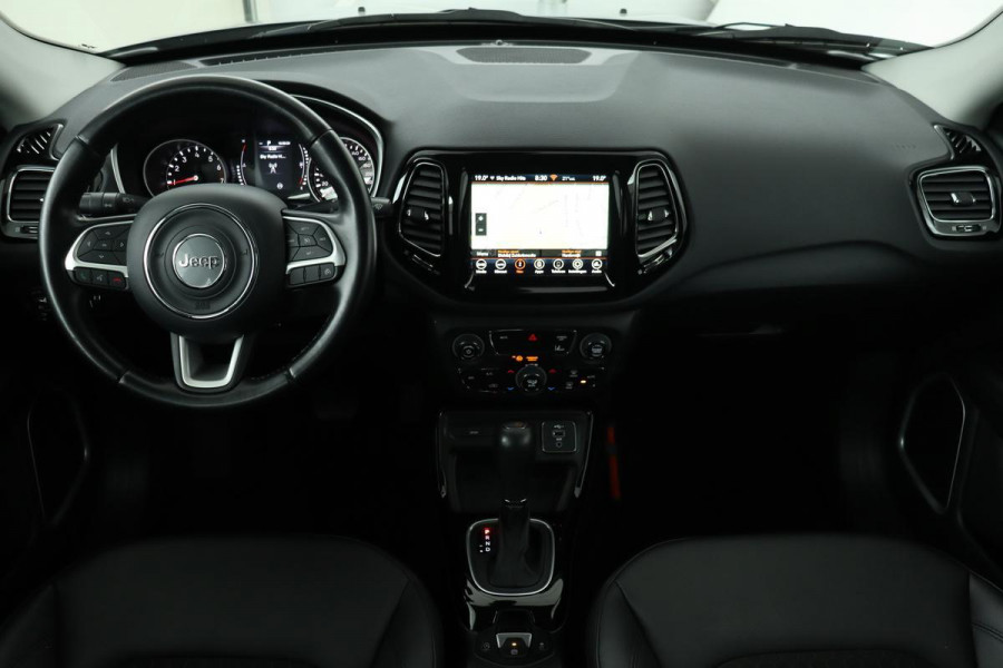 Jeep Compass 1.3T Night Eagle Liberty Edition | Carplay | Camera | Half leder | Keyless | Navigatie | DAB+ | Climate control | DAB+