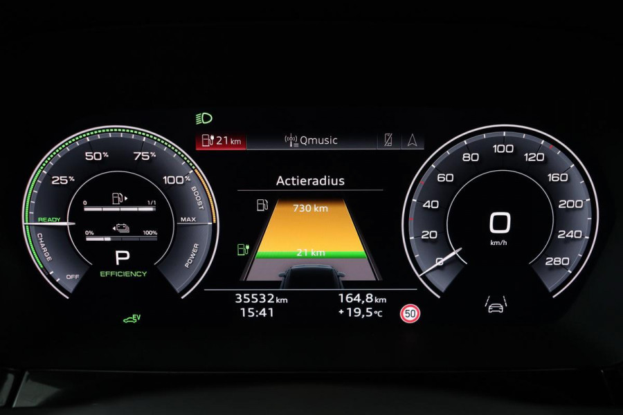 Audi A3 40 TFSIe S-Line | Panoramadak | Stoelverwarming | Adaptive Cruise | Park Assist | Navigatie | Keyless | Audi Sound