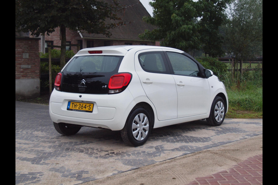 Citroën C1 1.0 e-VTi Feel | Groot scherm | Achteruitrijcamera | DAB | Bluetooth | Navi | Airco |