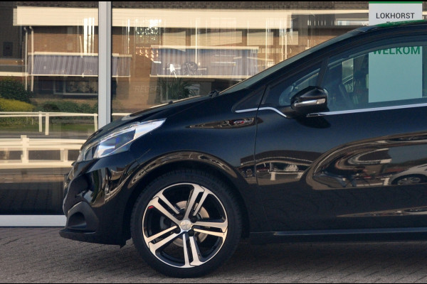 Peugeot 208 1.2 PureTech 110 PK GT-line | Panoramadak | Navigatie | Eerste eigenaar