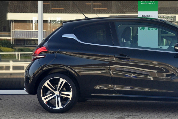 Peugeot 208 1.2 PureTech 110 PK GT-line | Panoramadak | Navigatie | Eerste eigenaar