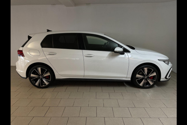 Volkswagen Golf 1.4 eHybrid GTE AIRCO NAVI CRUISE BLUETOOTH APPLE CARPLAY GROOT SCHERM ELEK RAMEN NIEUWSTAAT