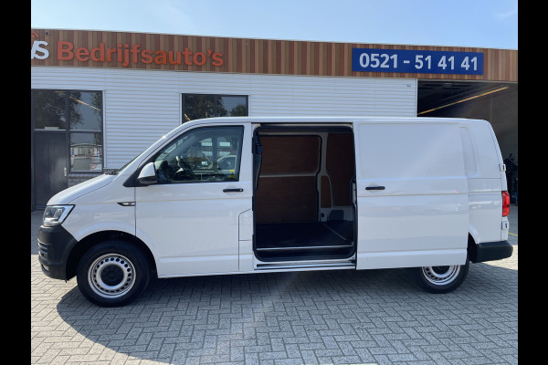 Volkswagen Transporter 2.0 TDI 150pk L2H1 Comfortline / vaste prijs rijklaar € 16.950 ex btw / lease vanaf € 311 / dubbele schuifdeur / dichte achterdeuren / airco / cruise / navi / euro 6 diesel !