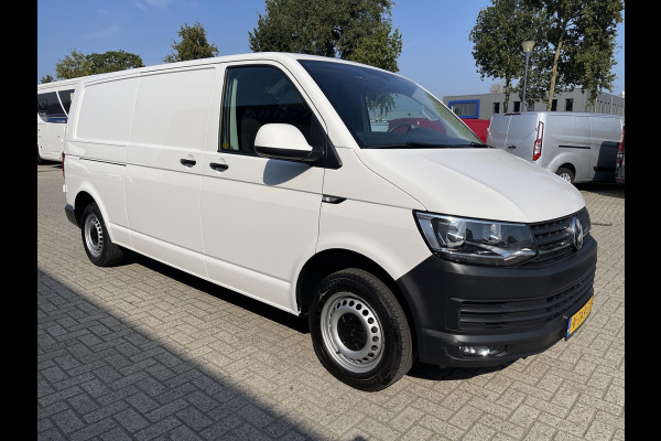 Volkswagen Transporter 2.0 TDI 150pk L2H1 Comfortline / vaste prijs rijklaar € 16.950 ex btw / lease vanaf € 311 / dubbele schuifdeur / dichte achterdeuren / airco / cruise / navi / euro 6 diesel !