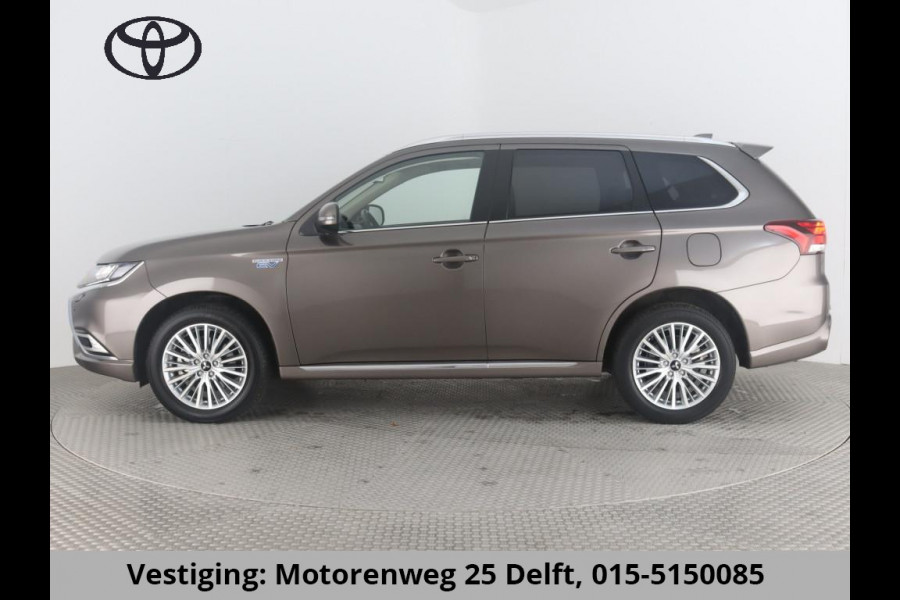 Mitsubishi Outlander 2.4 PHEV INTENSE+ PLUG-IN .SCHUIFDAK STUURVERWARMING.PREMIUM AUDIO. GARANTIE TOT 2028*