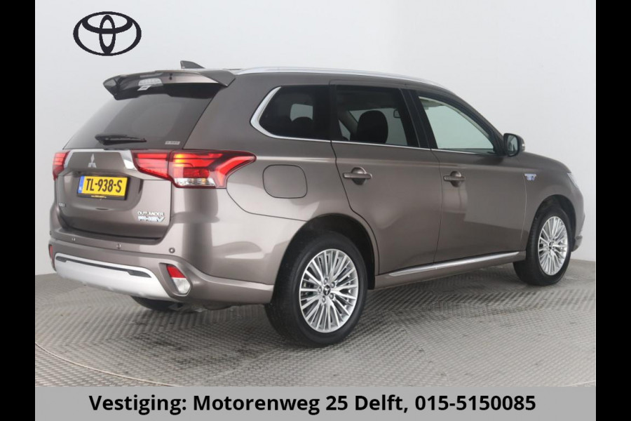 Mitsubishi Outlander 2.4 PHEV INTENSE+ PLUG-IN .SCHUIFDAK STUURVERWARMING.PREMIUM AUDIO. GARANTIE TOT 2028*