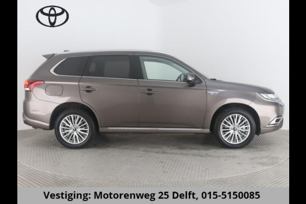 Mitsubishi Outlander 2.4 PHEV INTENSE+ PLUG-IN .SCHUIFDAK STUURVERWARMING.PREMIUM AUDIO. GARANTIE TOT 2028*