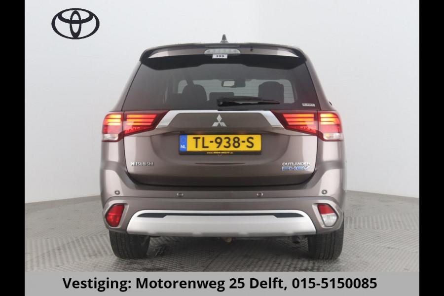 Mitsubishi Outlander 2.4 PHEV INTENSE+ PLUG-IN .SCHUIFDAK STUURVERWARMING.PREMIUM AUDIO. GARANTIE TOT 2028*