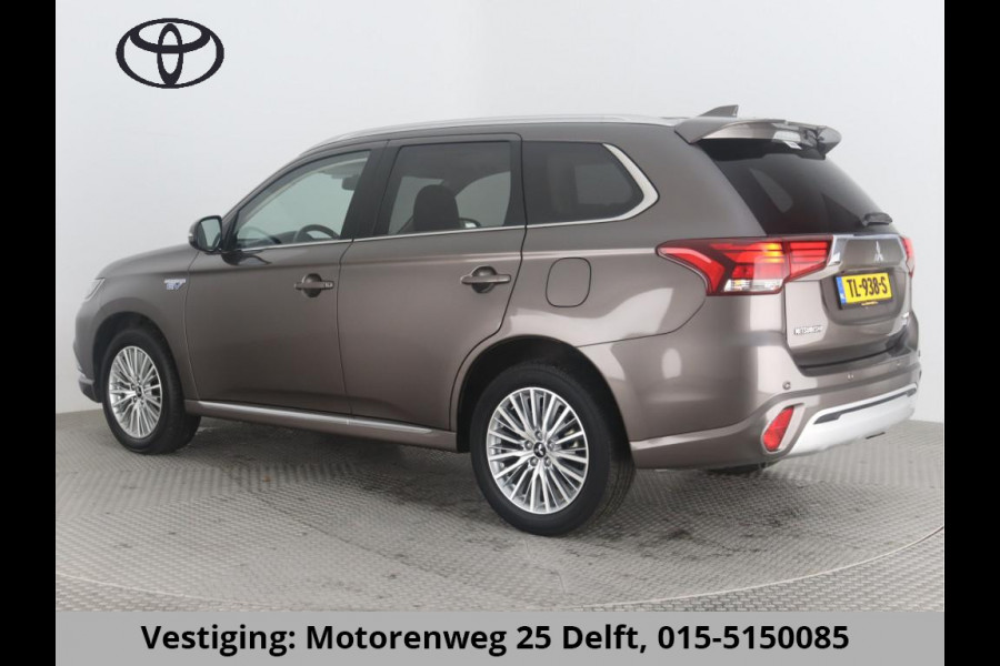 Mitsubishi Outlander 2.4 PHEV INTENSE+ PLUG-IN .SCHUIFDAK STUURVERWARMING.PREMIUM AUDIO. GARANTIE TOT 2028*