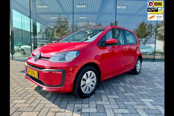 Volkswagen up! 1.0 BMT move up! 5-Deurs, Airco, Bluetooth, DAB+, 4 seizoen banden