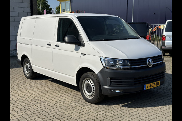 Volkswagen Transporter 2.0 TDI 150PK EURO6 L1H1 Automaat/navi/trekhaak