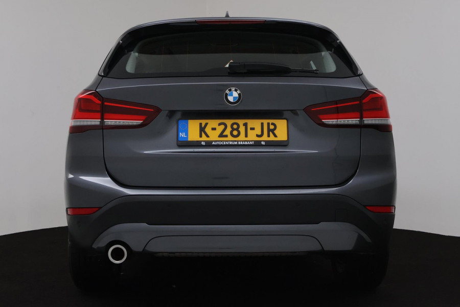 BMW X1 SDrive18i High Executive Edition (NAVIGATIE, PDC, STOELV, CRUISE, CLIMATE, NL-AUTO, GOED ONDERHOUDEN 1e EIGENAAR)