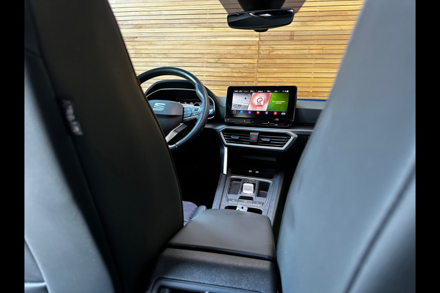 Seat Leon 1.5 eTSI FR Business Intense | Virtual | Ambient | Matrix LED | Apple Carplay | Winterpakket | nieuw staat! |