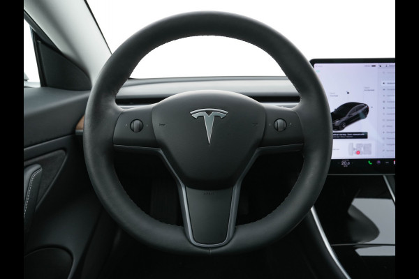 Tesla Model 3 Standard RWD Plus 60 kWh [ 3-Fase ] (INCL-BTW) Aut. *PANO | AUTO-PILOT | NAPPA-VOLLEDER | KEYLESS | FULL-LED | MEMORY-PACK | SURROUND-VIEW | DAB | APP-CONNECT | VIRTUAL-COCKPIT | LANE-ASSIST | COMFORT-SEATS | 18"ALU*