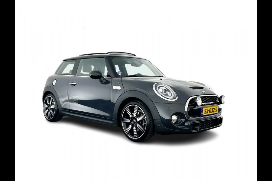 MINI Mini 2.0 Cooper S Chili JCW-Sport-Pack Aut. *PANO | NAPPA-FULL-LEATHER | HEAD-UP | HARMAN/KARDON-SURROUND | FULL-LED | JCW-EXHAUST | DAB+ | KEYLESS | NAVI-FULLMAP | CAMERA | CRUISE | AMBIENT-LIGHT | SHIFT-PADDLES | SPORT-SEATS | 1