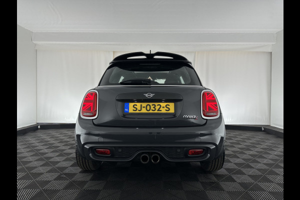 MINI Mini 2.0 Cooper S Chili JCW-Sport-Pack Aut. *PANO | NAPPA-FULL-LEATHER | HEAD-UP | HARMAN/KARDON-SURROUND | FULL-LED | JCW-EXHAUST | DAB+ | KEYLESS | NAVI-FULLMAP | CAMERA | CRUISE | AMBIENT-LIGHT | SHIFT-PADDLES | SPORT-SEATS | 1