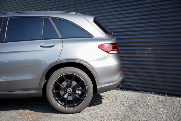 Mercedes-Benz GLC 300 4MATIC Premium Plus / AMG Night / Pano