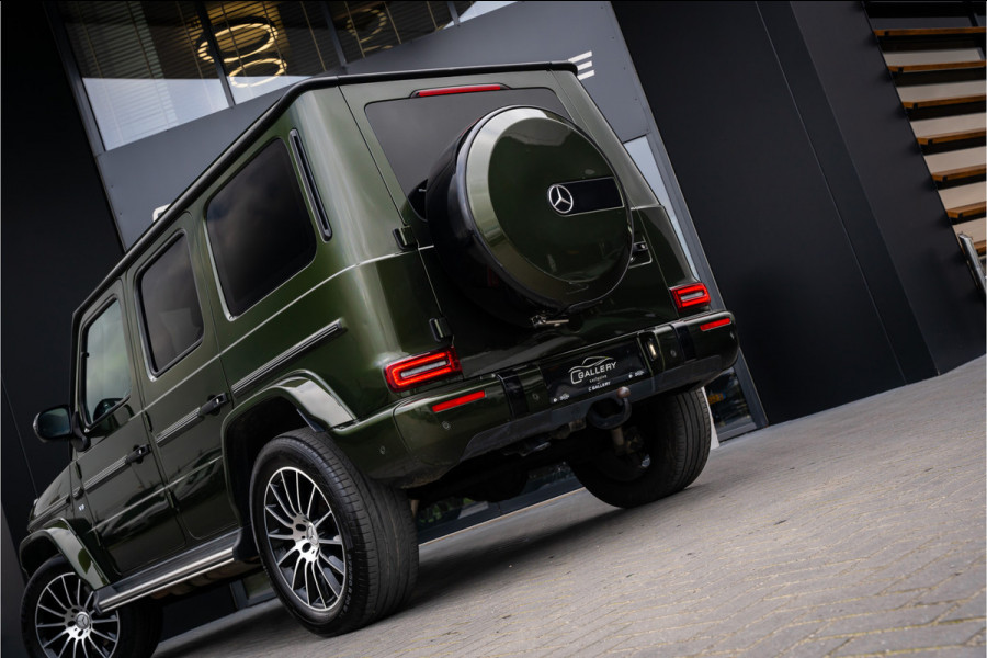 Mercedes-Benz G-Klasse G500 ///AMG - Olive Green l Panorama l Burmester + l Designo