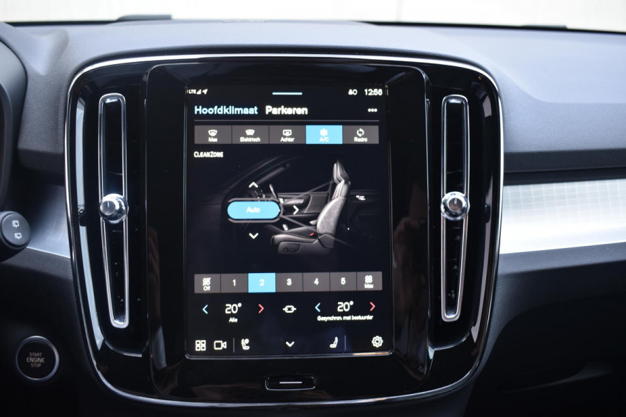 Volvo XC40 B4 211PK Automaat Plus Dark Adaptieve cruis control / Harman kardon / Elektrische stoelen / DAB+ / Volvo On-Call