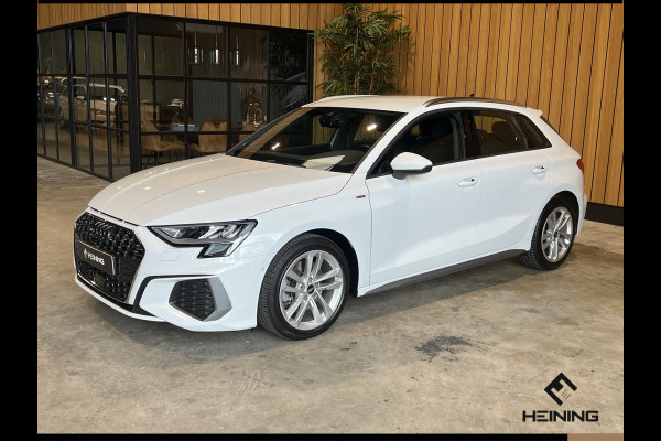 Audi A3 Sportback 30 TDI S edition Navi. Apple carplay. Virtual dash. Trekhaak