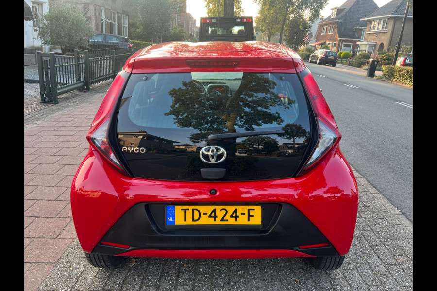 Toyota Aygo 1.0 VVT-i x-fun Exclusive NL-AUTO-NAP.