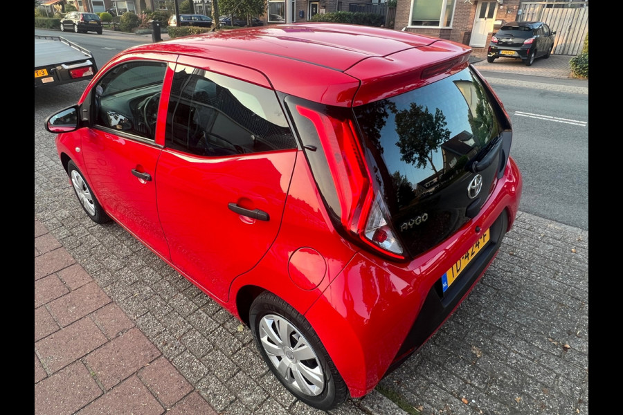 Toyota Aygo 1.0 VVT-i x-fun Exclusive NL-AUTO-NAP.