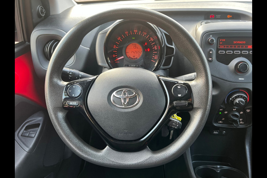 Toyota Aygo 1.0 VVT-i x-fun Exclusive NL-AUTO-NAP.