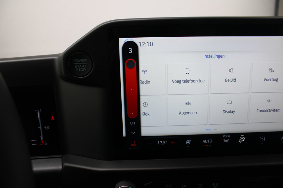 Ford Transit Custom 320 2.0 TDCI L2H1 Trend DC 136pk - Carplay - Android - Camera - Verwarmd stuur - Trekhaak - LED koplampen - Stoelverwarming - Ri