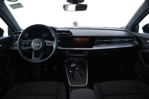 Audi A3 Sportback 30 TFSI Pro Line Apple Carplay/Android Auto, Airco, Navigatie, Cruise control, DAB