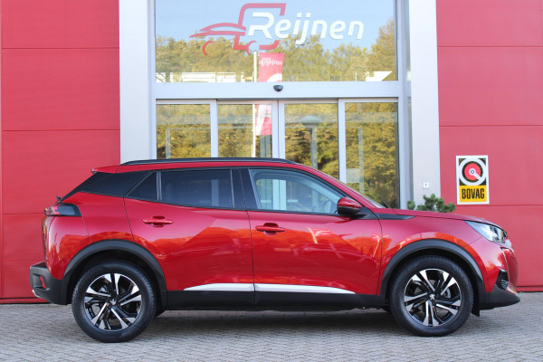 Peugeot 2008 1.2 130PK ALLURE PACK | 3-D INSTRUMENTENPANEEL | NAVIGATIE 10" TOUCHSCREEN | ACHTERUITRIJ CAMERA | APPLE CARPLAY/ANDROID AUTO | LICHTMETALEN VELGEN | CLIMATE CONTROL | DRAADLOZE TELEFOONLADER | ALL SEASON BANDEN |