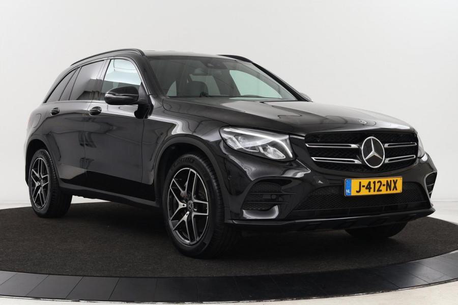 Mercedes-Benz GLC 300 4MATIC AMG Night | Adaptive cruise | Stoelverwarming | Camera | Full LED | Navigatie | Climate control | Getint glas