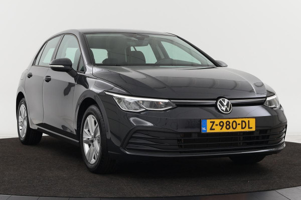 Volkswagen Golf 1.5 eTSI Life | Stoel & stuurverwarming | Adaptive cruise | Sfeerverlichting | Carplay | Navigatie | Full LED | DAB | Climate control