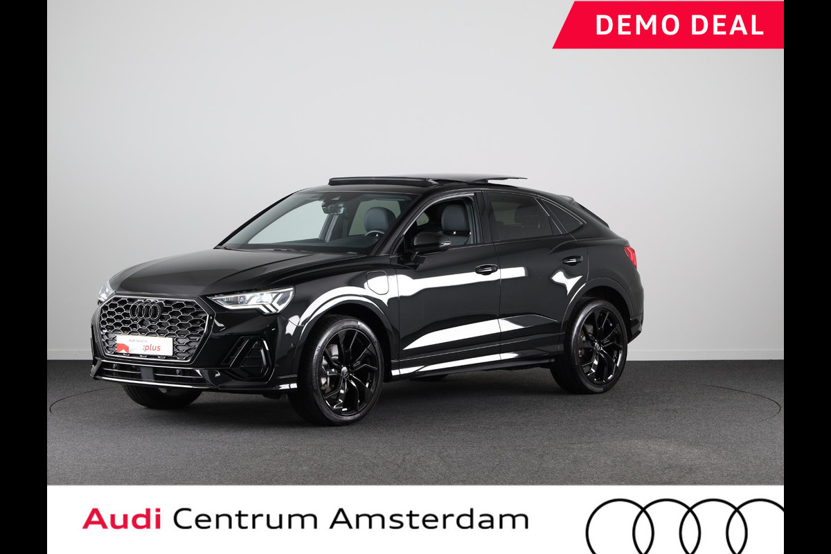 Audi Q3 Sportback 45 TFSI e S Edition 245pk Plug in Hybrid | Panoramadak | 20 inch Lichtmetalen velgen | Parkeercamera | Stoelverwariming