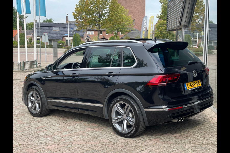 Volkswagen Tiguan 1.5 TSI ACT 150 R-Line Afn. Trekhaak / Pano / LED Plus / Elektr A klep / Adapt cruise